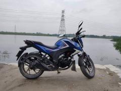 CB Hornet 160R